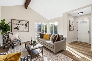 2 Hedgerow Ct, Sacramento, CA 95823 - Photo 5