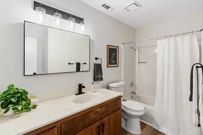 2 Hedgerow Court, Sacramento, CA 95823 - Photo 23