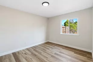 2 Hedgerow Ct, Sacramento, CA 95823 - Photo 21