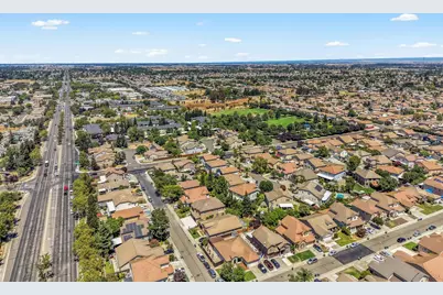 8621 Banton Circle, Elk Grove, CA 95624 - Photo 81