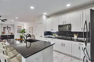 8621 Banton Cir, Elk Grove, CA 95624 - Photo 17