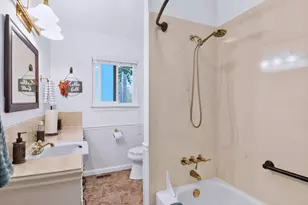633 N Circle Dr, Diamond Springs, CA 95619 - Photo 11
