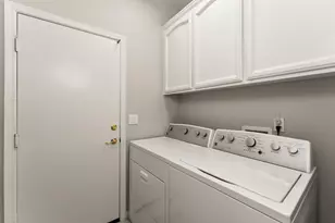 1717 Teversham Dr, Roseville, CA 95747 - Photo 41