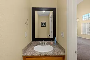 18 Jones Ranch Ct, Sacramento, CA 95838 - Photo 9