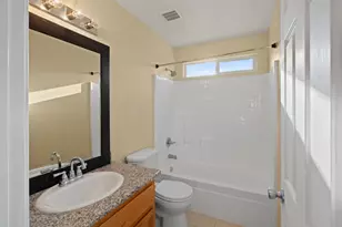 18 Jones Ranch Ct, Sacramento, CA 95838 - Photo 43