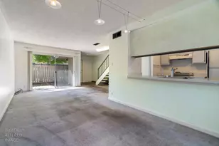 904 Roundtree Ct, Sacramento, CA 95831 - Photo 7