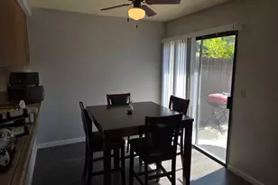 1385 Hood Rd, Sacramento, CA 95825 - Photo 11