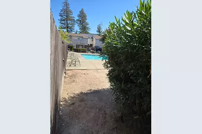 1385 Hood Road, Sacramento, CA 95825 - Photo 35