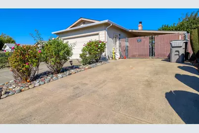 4045 Robinridge Way, Sacramento, CA 95823 - Photo 3