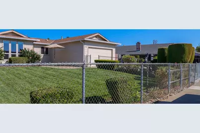 4045 Robinridge Way, Sacramento, CA 95823 - Photo 21