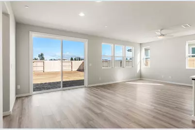 1723 San Simeon Circle, Plumas Lake, CA 95961 - Photo 5