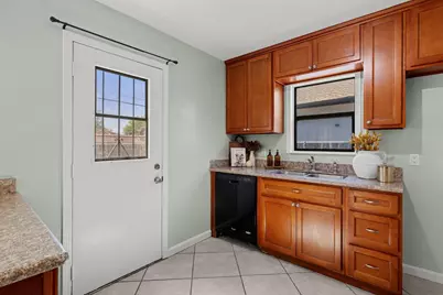 6350 35th Avenue, Sacramento, CA 95824 - Photo 15