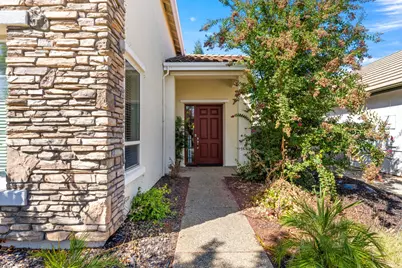 4204 Silver Water Way, Rancho Cordova, CA 95742 - Photo 7