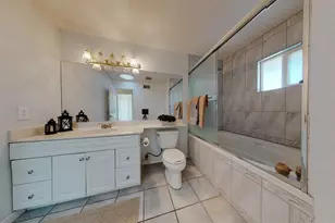 2404 Queenaire Ln, Modesto, CA 95350 - Photo 11