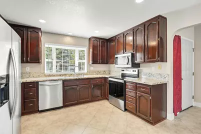 3044 Mill Oak Way, Sacramento, CA 95833 - Photo 15