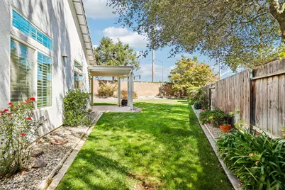 1197 Amberhill Avenue, Galt, CA 95632 - Photo 29