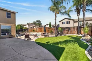 9333 Miko Cir, Elk Grove, CA 95624 - Photo 43