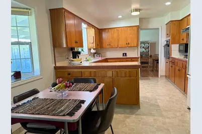 213 Hilton Street, Madera, CA 93637 - Photo 11