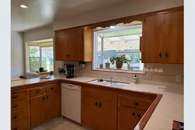 213 Hilton Street, Madera, CA 93637 - Photo 9