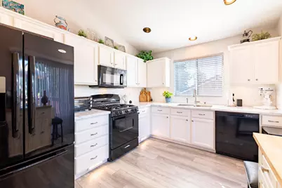 705 William Moss Boulevard, Stockton, CA 95206 - Photo 15