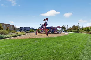 1049 Dennington Pl, Roseville, CA 95747 - Photo 43