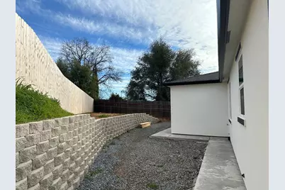 11010 Tahoe Street, Auburn, CA 95602 - Photo 29