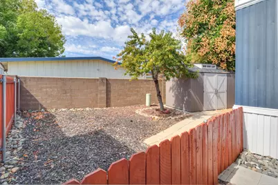 E Royalwood, Rancho Cordova, CA 95670 - Photo 25