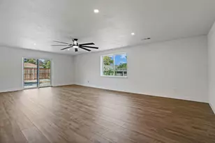 4613 B Pkwy, Sacramento, CA 95823 - Photo 11