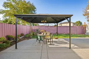 1254 Kensington Dr, Plumas Lake, CA 95961 - Photo 5