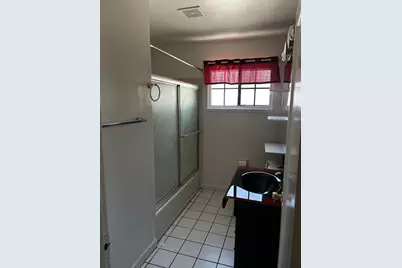 747 Oso Street, Stockton, CA 95206 - Photo 13