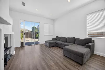 8601 Charente Way, Elk Grove, CA 95758 - Photo 21