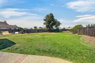 8601 Charente Way, Elk Grove, CA 95758 - Photo 43