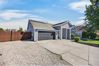 8601 Charente Way, Elk Grove, CA 95758 - Photo 3