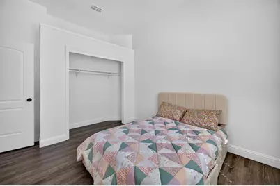 8601 Charente Way, Elk Grove, CA 95758 - Photo 15