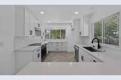 3633 Kodiak Way, Antelope, CA 95843 - Photo 9