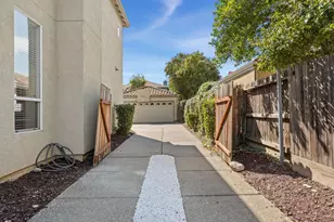 1612 Navajo St, Davis, CA 95616 - Photo 3