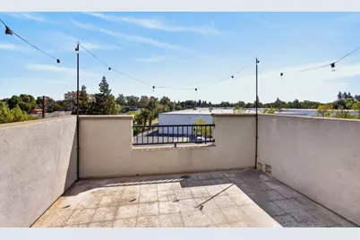 482 Tailoff Lane, Sacramento, CA 95818 - Photo 27
