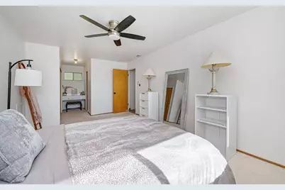 6618 Trudy Way, Sacramento, CA 95831 - Photo 33