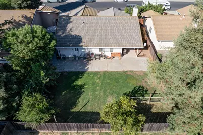 5718 Prince Norman Way, Riverbank, CA 95367 - Photo 3