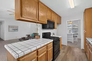 7612 Wynndel Way, Elk Grove, CA 95758 - Photo 19