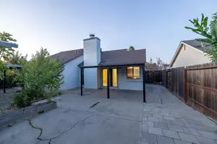 4872 Hinchman Way, Sacramento, CA 95823 - Photo 17