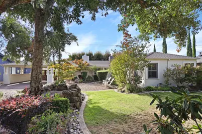 129 S Fairmont Avenue, Lodi, CA 95240 - Photo 1
