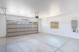 16360 Juniper St, Hesperia, CA 92345 - Photo 9