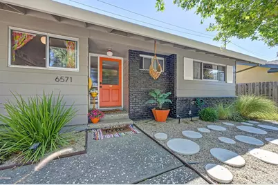 6571 Lake Park Drive, Sacramento, CA 95831 - Photo 3