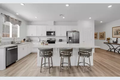 924 Somerset Way, Patterson, CA 95363 - Photo 9