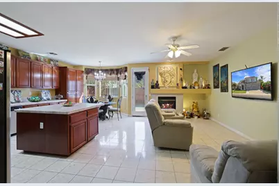 2059 Erickson Circle, Stockton, CA 95206 - Photo 13
