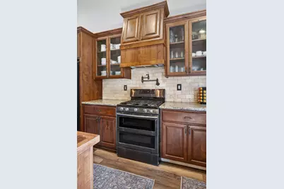 8405 Zachis Way, Antelope, CA 95843 - Photo 23