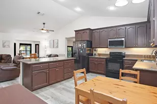 1028 Kensington Dr, Roseville, CA 95661 - Photo 27