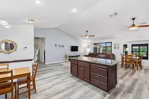 1028 Kensington Dr, Roseville, CA 95661 - Photo 21