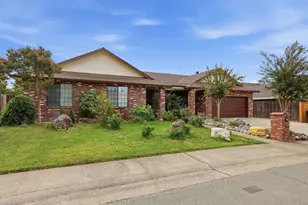 1028 Kensington Dr, Roseville, CA 95661 - Photo 5